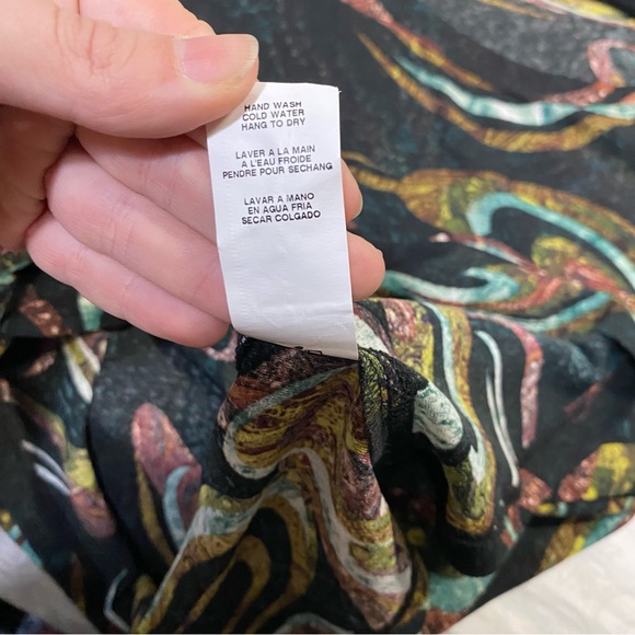 Super Cool Fabric Feel SemiSheer 3/4 Sleeve Blouse Scoop Crew Neck Marbled Shirt - Picture 10 of 12